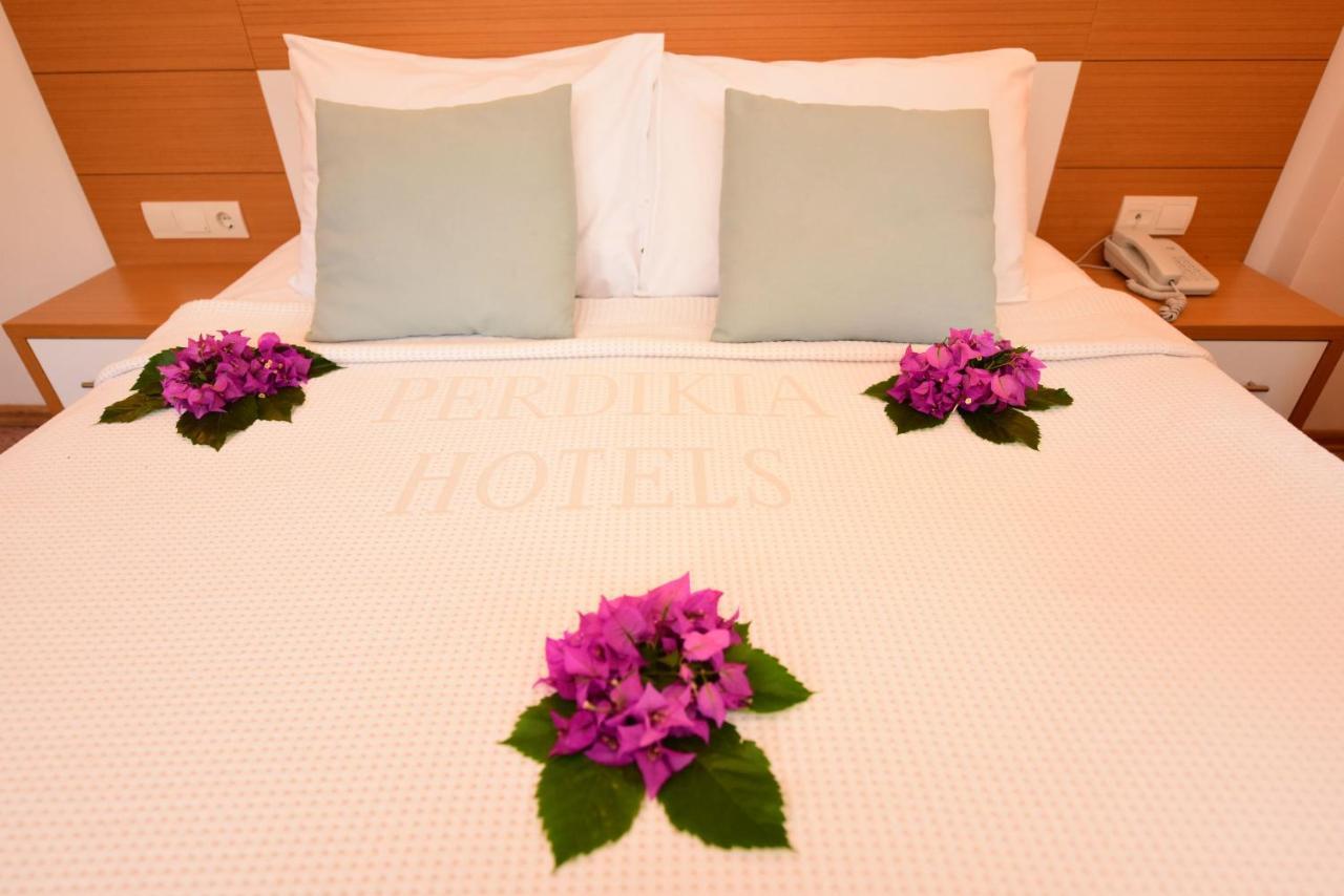 Perdikia Hill Hotel And Villas 올루데니스 외부 사진