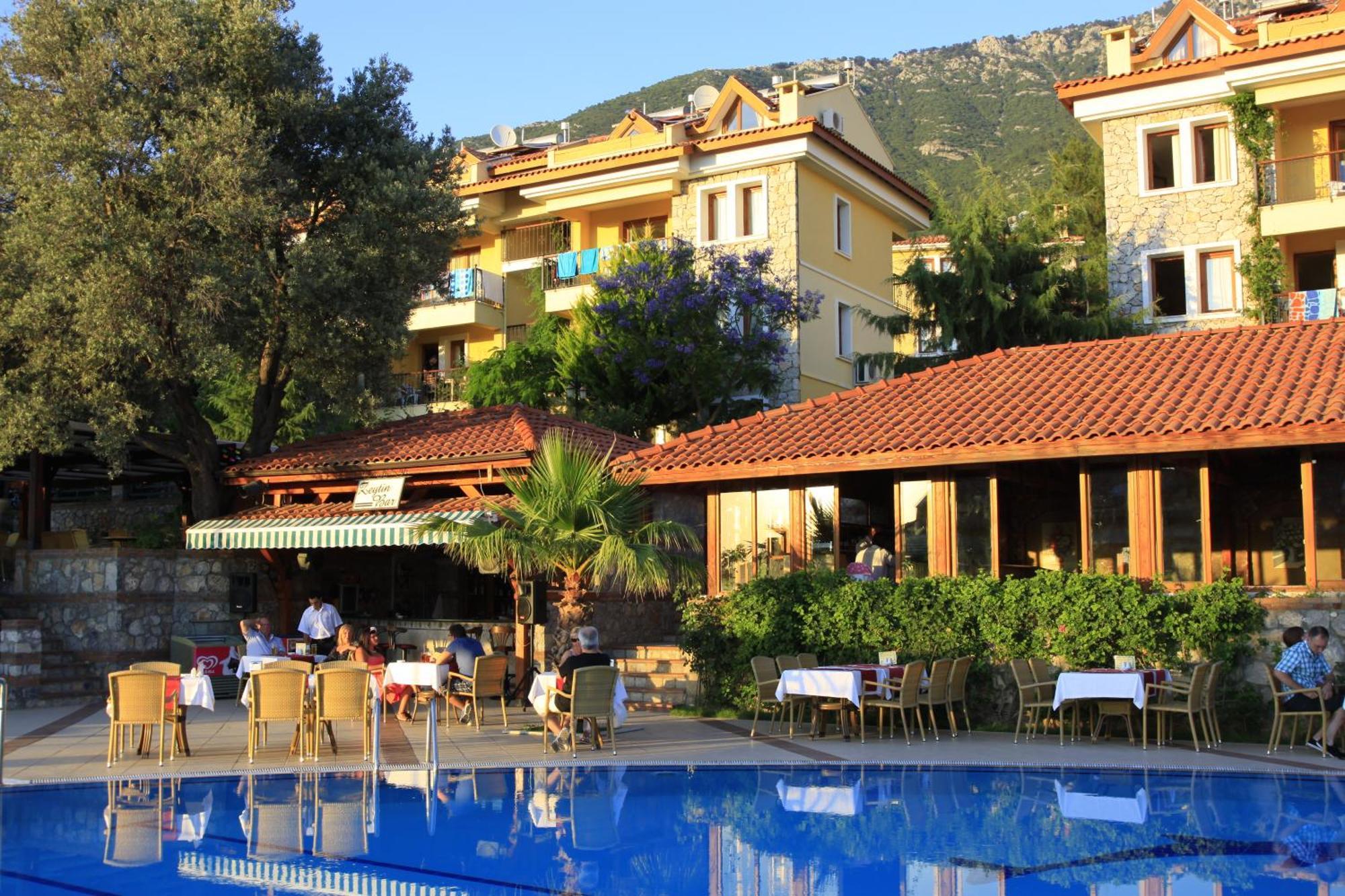 Perdikia Hill Hotel And Villas 올루데니스 외부 사진