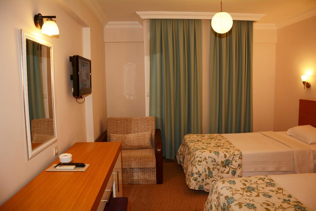 Perdikia Hill Hotel And Villas 올루데니스 외부 사진